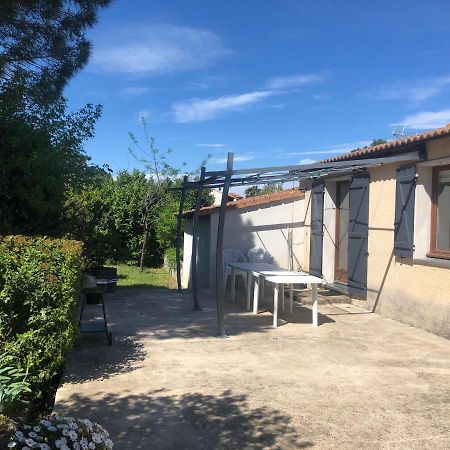 Maison Au Calme Avec Parking En Petite Camargue Beauvoisin  Экстерьер фото